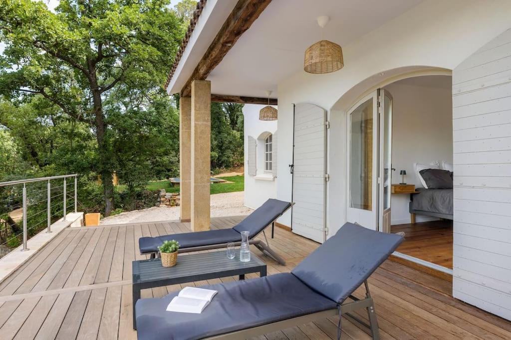 Villa La Pinede Aix-en-Provence Exteriör bild