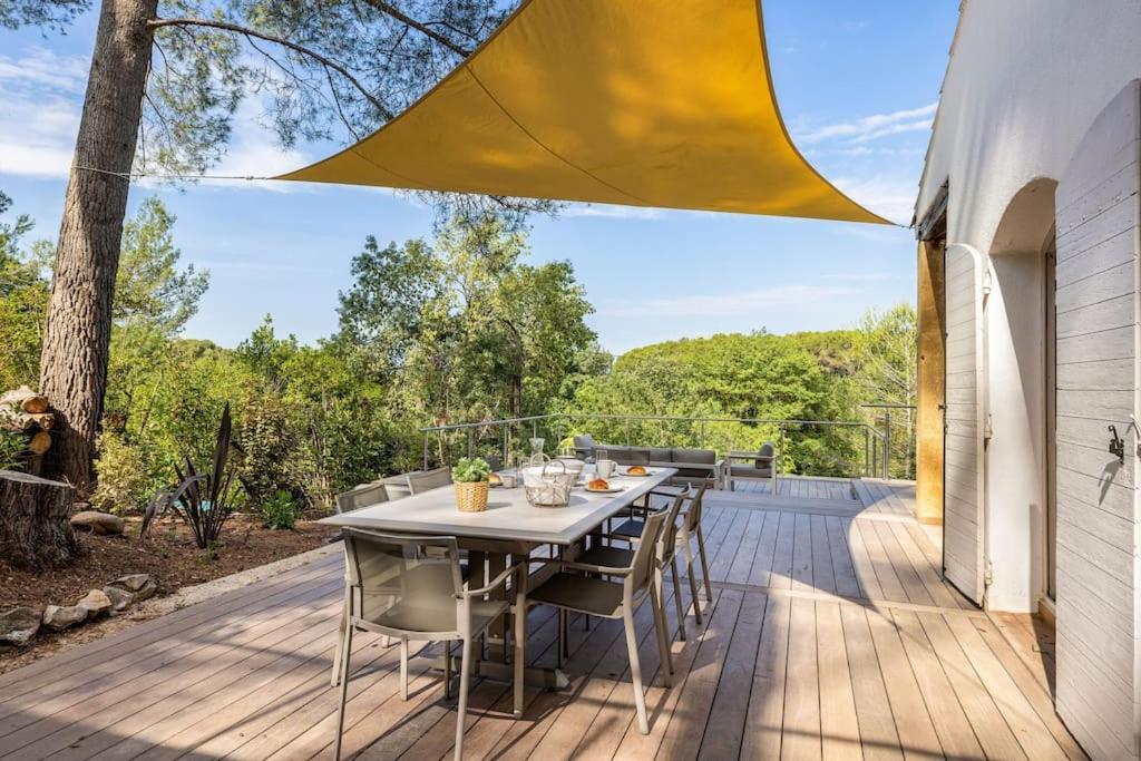 Villa La Pinede Aix-en-Provence Exteriör bild
